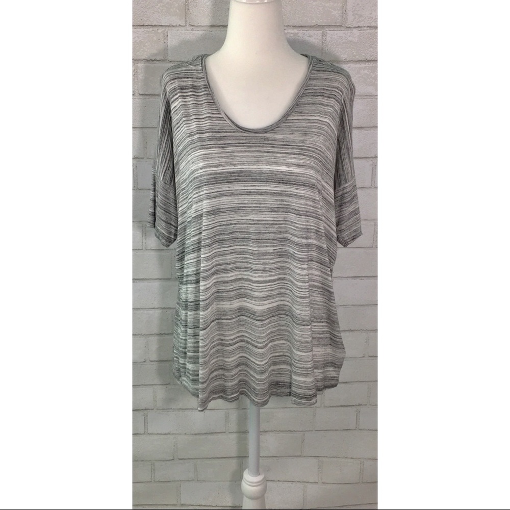 GAP Gray & White Oversized Striped Tee Size XS EUC - Picture 2 of 8